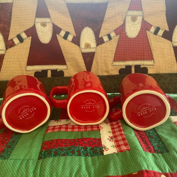 Rae Dunn Christmas mug set of 3 - Picture 3 of 3